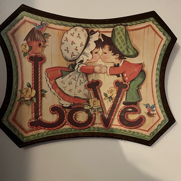 Vintage! 1960’s Wall Decor - Picture 2 of 7